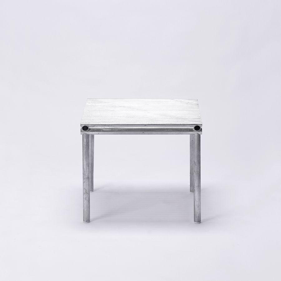 CRUZA STOOL + SIDE TABLE | ries