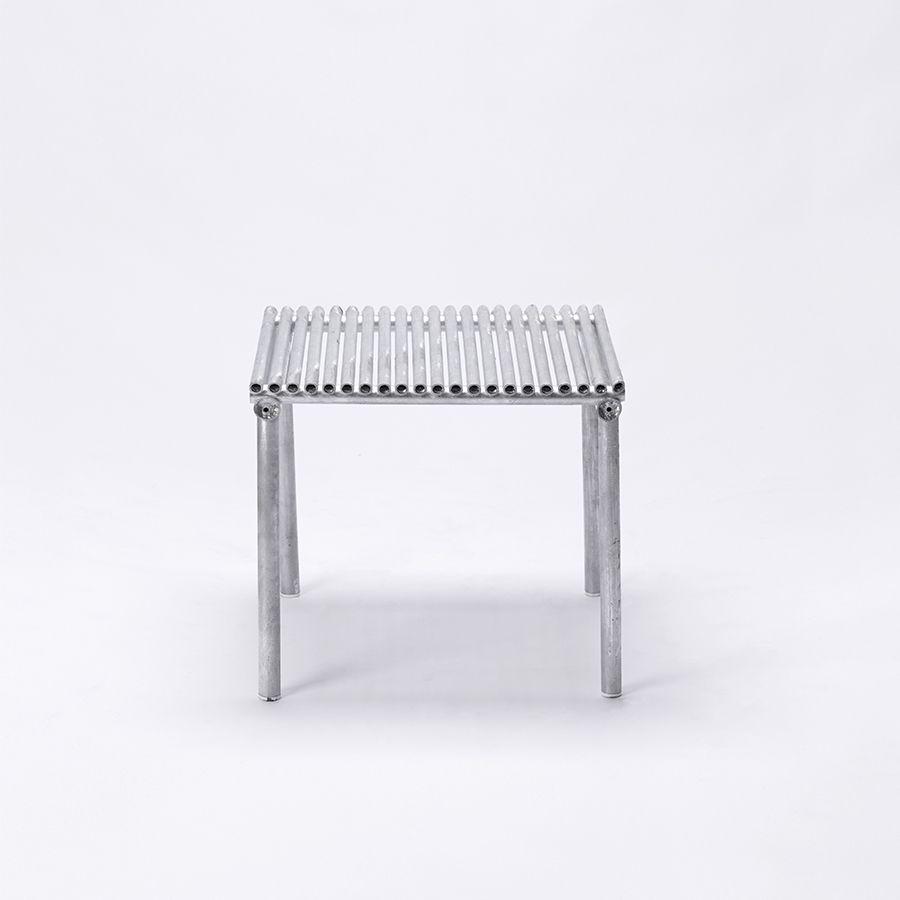 CRUZA STOOL + SIDE TABLE | ries